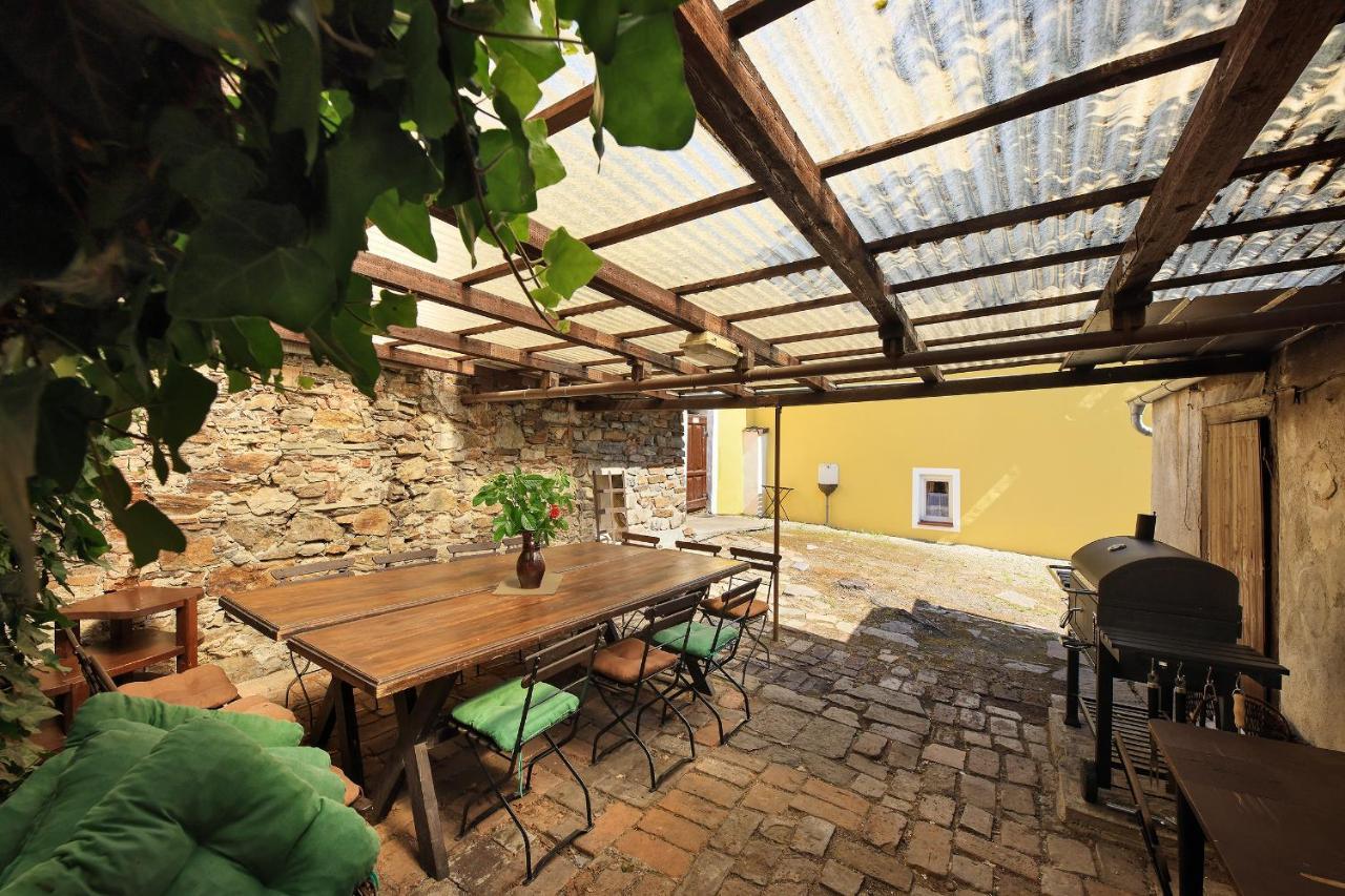 Hostel Havana Cesky Krumlov Luaran gambar