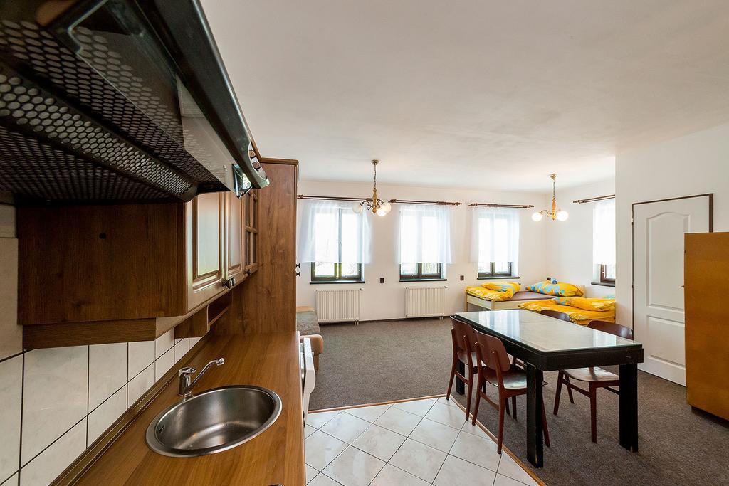 Hostel Havana Cesky Krumlov Bilik gambar